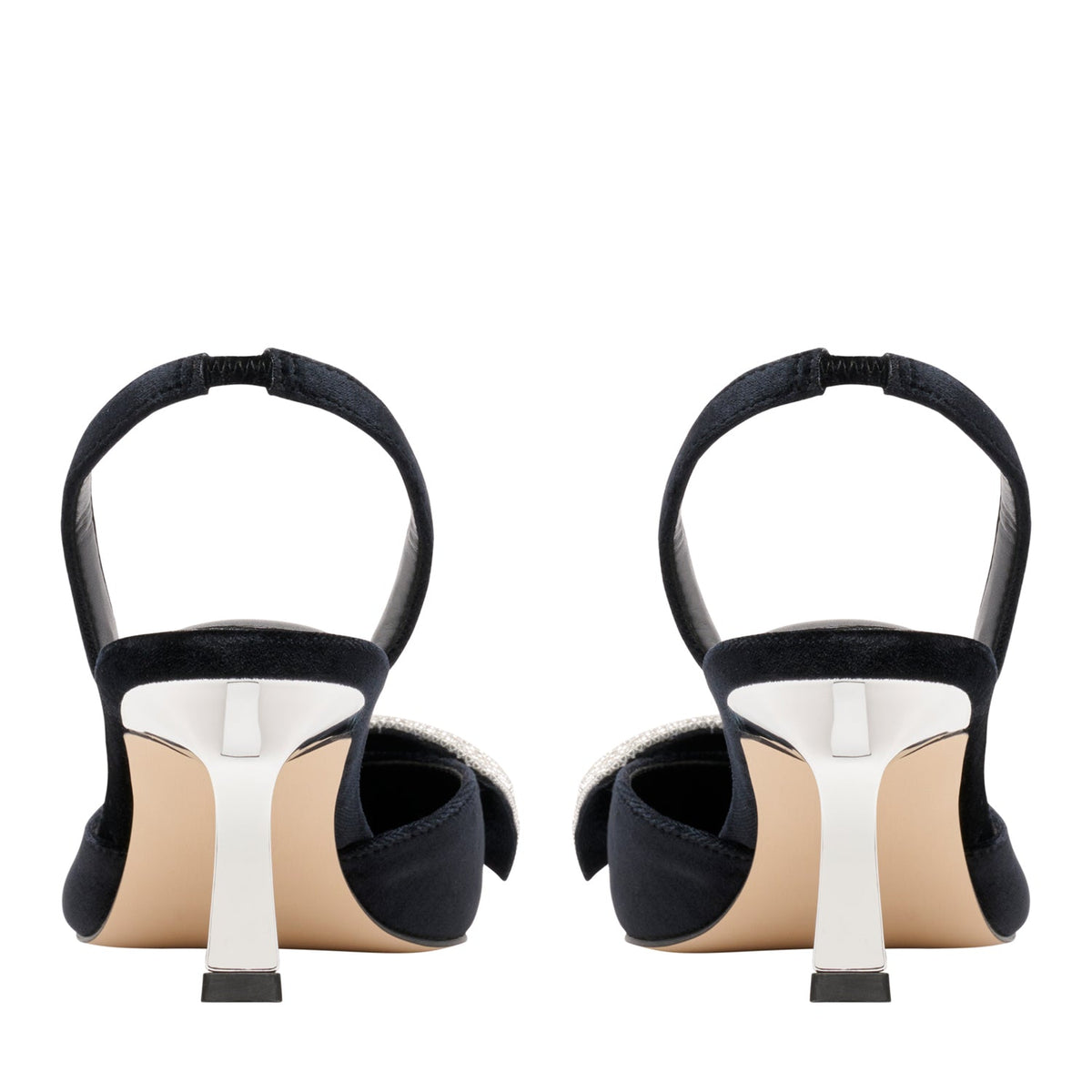 AVAND PUMPS