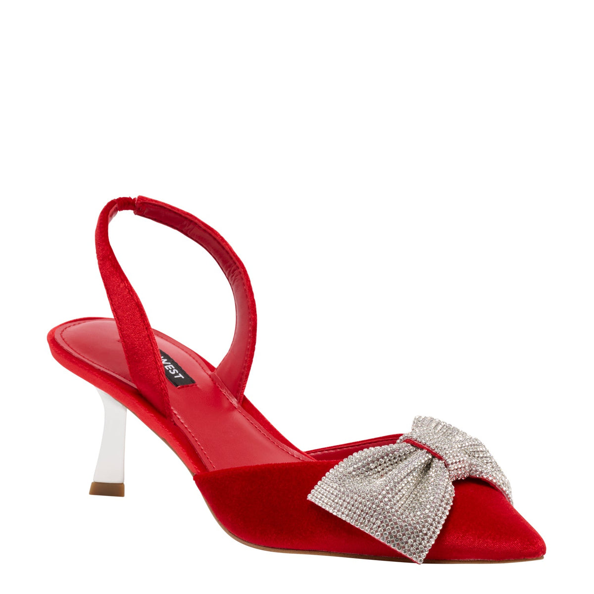 AVAND PUMPS