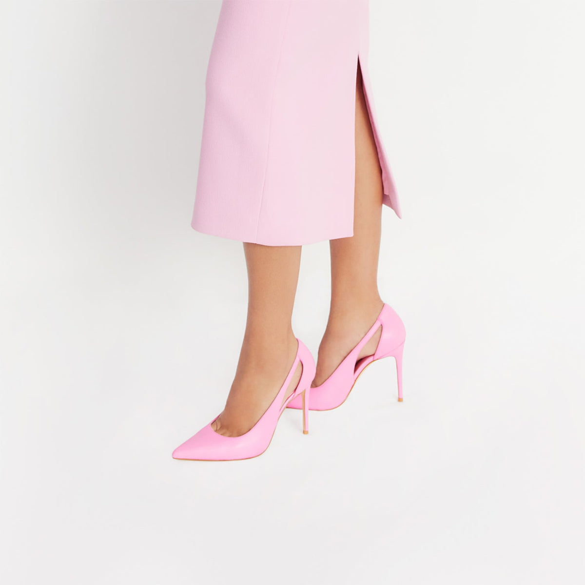 FAVON PUMPS