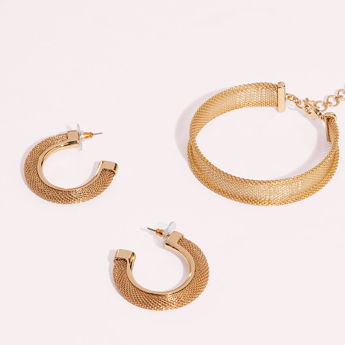 MESH C HOOP EARRINGS